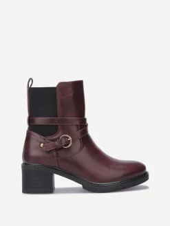 Hot La Modeuse Bottines chelsea à talon et fine bride Rouge