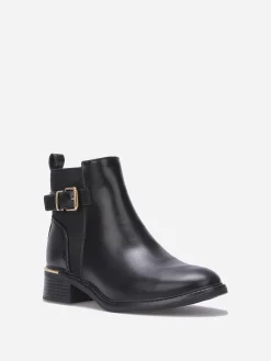 La Modeuse Bottines chelsea avec bride à boucle Noir