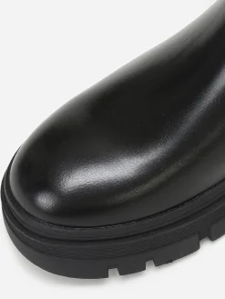 Outlet La Modeuse Bottines chelsea crantées en simili Noir