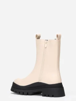 Outlet La Modeuse Bottines chelsea en simili crantées Beige