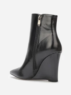 Sale La Modeuse Bottines compensées en simili Noir