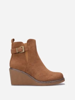 Best La Modeuse Bottines compensées en suédine Camel