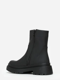 Outlet La Modeuse Bottines crantées effet mat Noir