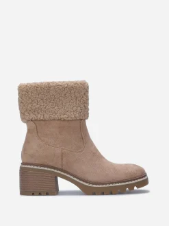 Outlet La Modeuse Bottines crantées et fourrées Taupe