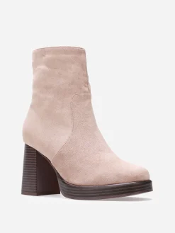 Clearance La Modeuse Bottines en suédine à bout et talon carrés Taupe