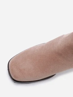 Clearance La Modeuse Bottines en suédine à bout et talon carrés Taupe