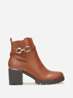 Discount La Modeuse Bottines multi-matières à boucle dorée Camel