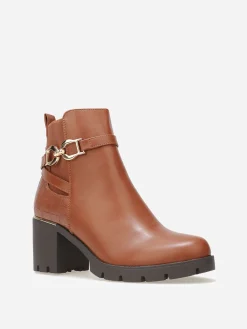 Discount La Modeuse Bottines multi-matières à boucle dorée Camel