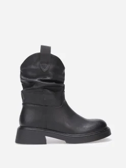 La Modeuse Bottines plissées à semelle épaisse Noir
