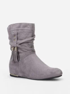 La Modeuse Bottines plissées et compensées à pampilles Gris