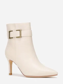 Best La Modeuse Bottines pointues à boucle métallique Beige