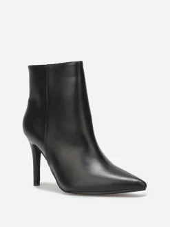 La Modeuse Bottines pointues à talon aiguille Noir