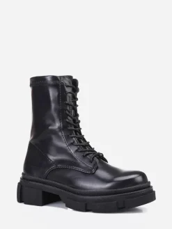 Online La Modeuse Bottines rangers à plateforme crantée Noir