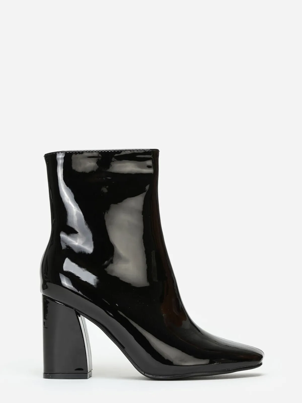 Discount La Modeuse Bottines vernies à bout carré Noir