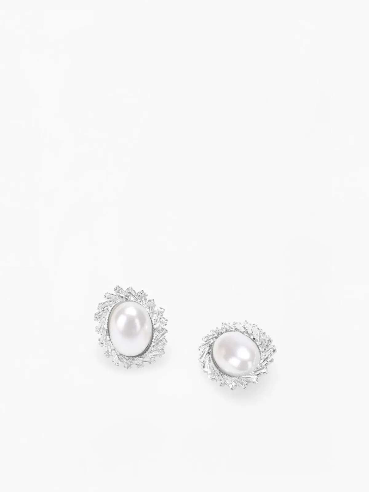 Discount La Modeuse Boucles clip en perle à strass Argenté