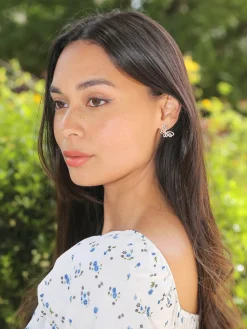 Online La Modeuse Boucles d'oreilles papillons à strass Argenté
