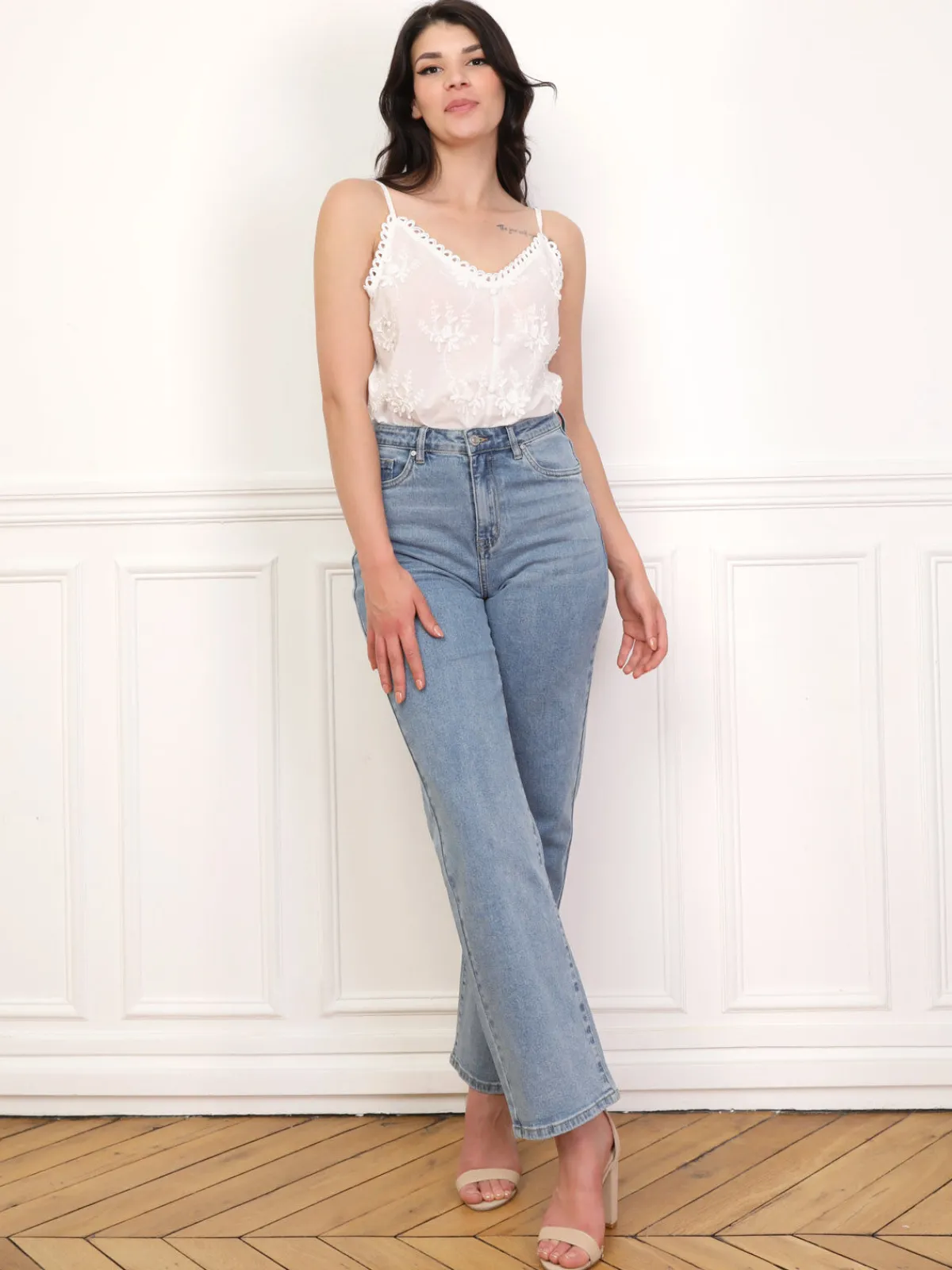 Hot La Modeuse Caraco à broderie et boutons Blanc