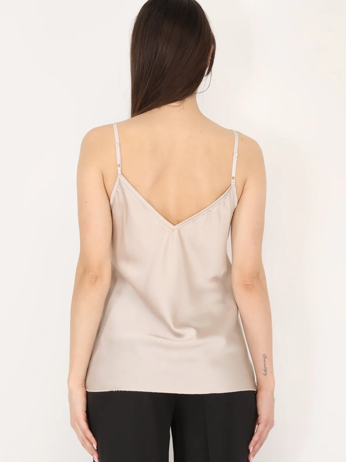 New La Modeuse Caraco à col V en dentelle Beige