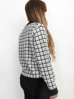 Outlet La Modeuse Cardigan en tweed  à boutons dorés