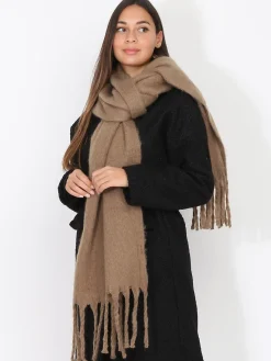 Clearance La Modeuse Écharpe duveteuse à franges Taupe