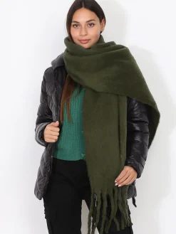 Discount La Modeuse Écharpe duveteuse à franges Kaki