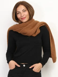 Discount La Modeuse Écharpe en maille côtelée à bords arrondis Marron