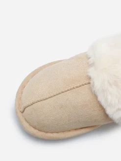 Discount La Modeuse Chaussons en suédine fourrés Beige