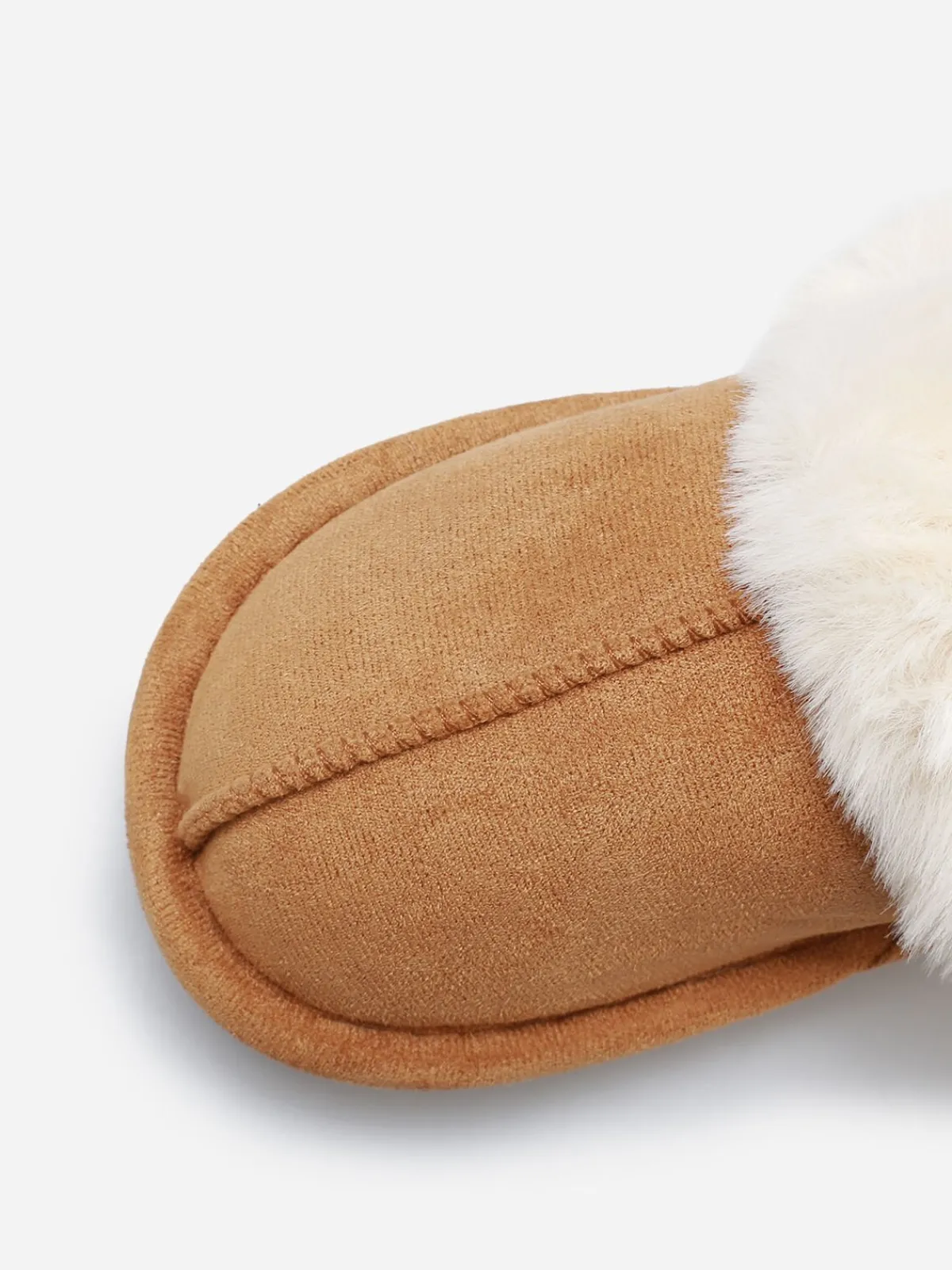 Outlet La Modeuse Chaussons en suédine fourrés Camel