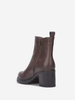 La Modeuse Chelsea à talon avec zip décoratif Marron