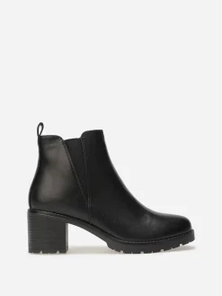 Outlet La Modeuse Chelsea à talon carré Noir
