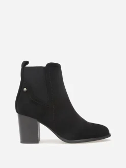 Discount La Modeuse Chelsea à talon en suédine Noir