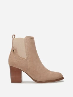 Outlet La Modeuse Chelsea à talon en suédine Taupe