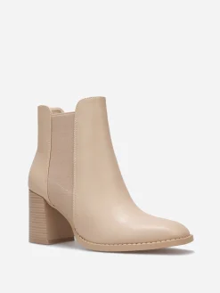 Discount La Modeuse Chelsea à talon et bout carrés Taupe