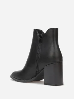 Clearance La Modeuse Chelsea à talon et bout carrés Noir