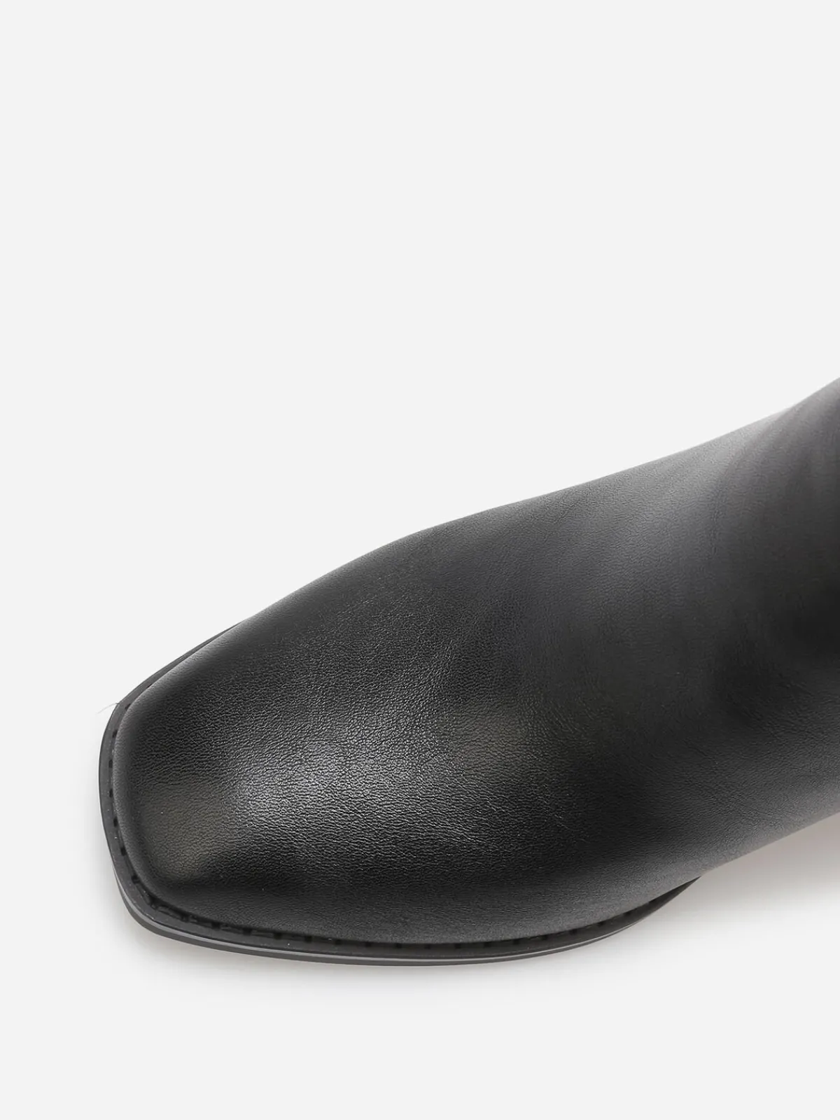 Clearance La Modeuse Chelsea à talon et bout carrés Noir