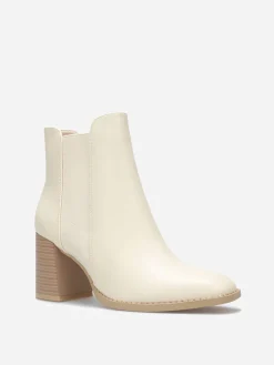 Online La Modeuse Chelsea à talon et bout carrés Beige