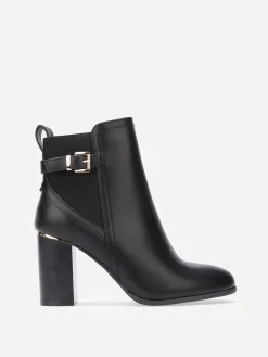 Clearance La Modeuse Chelsea à talon et détails dorés Noir