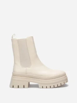 La Modeuse Chelsea chunky à plateforme crantée Beige