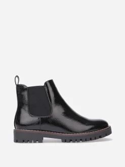 Sale La Modeuse Chelsea vernies à semelle crantée Noir
