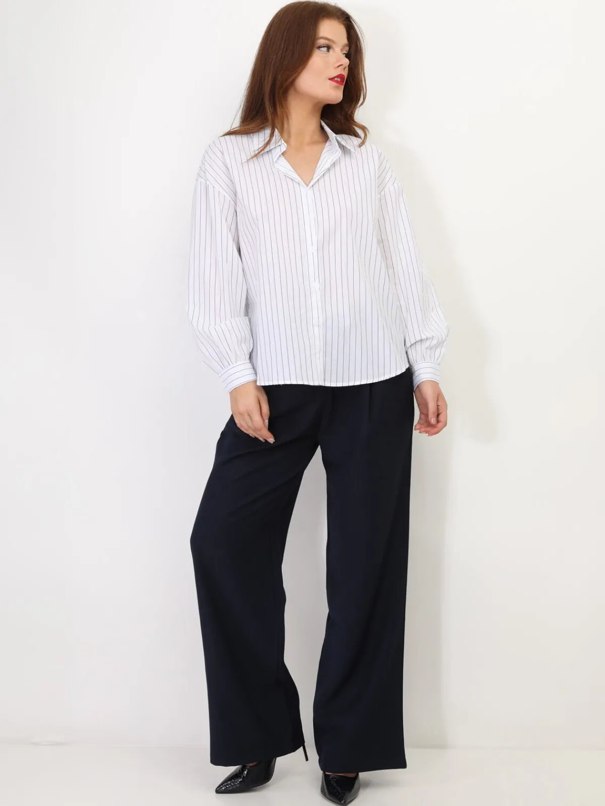 La Modeuse Chemise à fines rayures Blanc