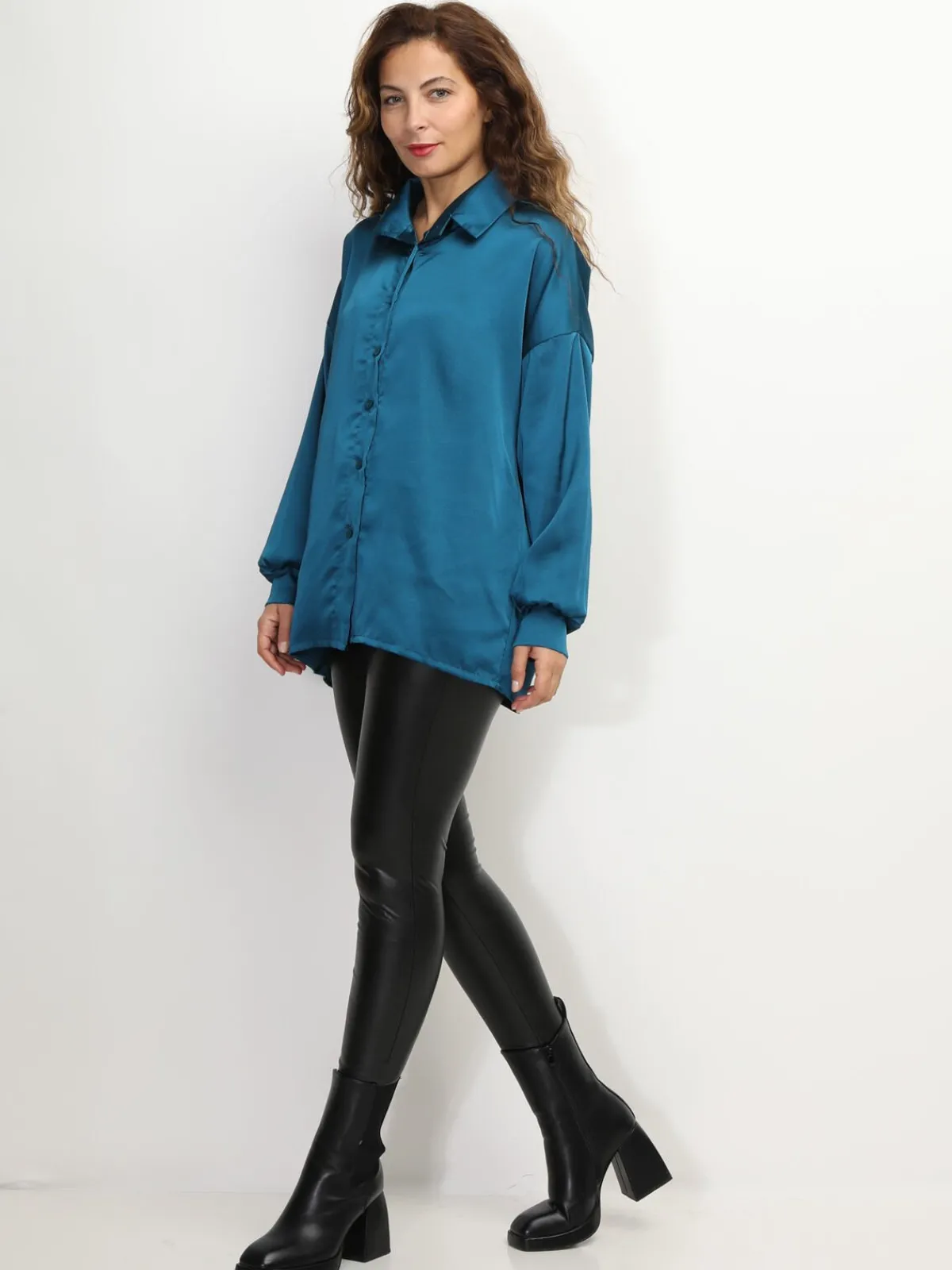 Sale La Modeuse Chemise ample et satinée Bleu