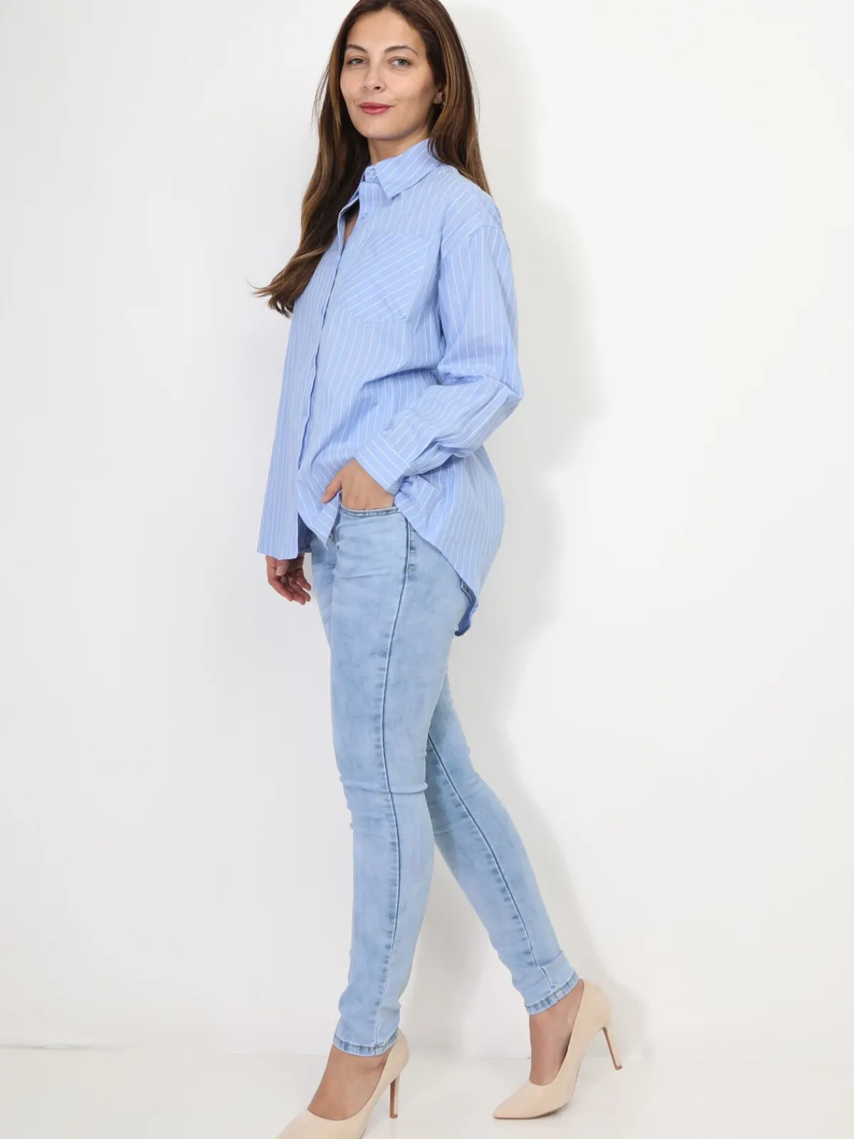 La Modeuse Chemise asymétrique et oversize à rayures BleuClair