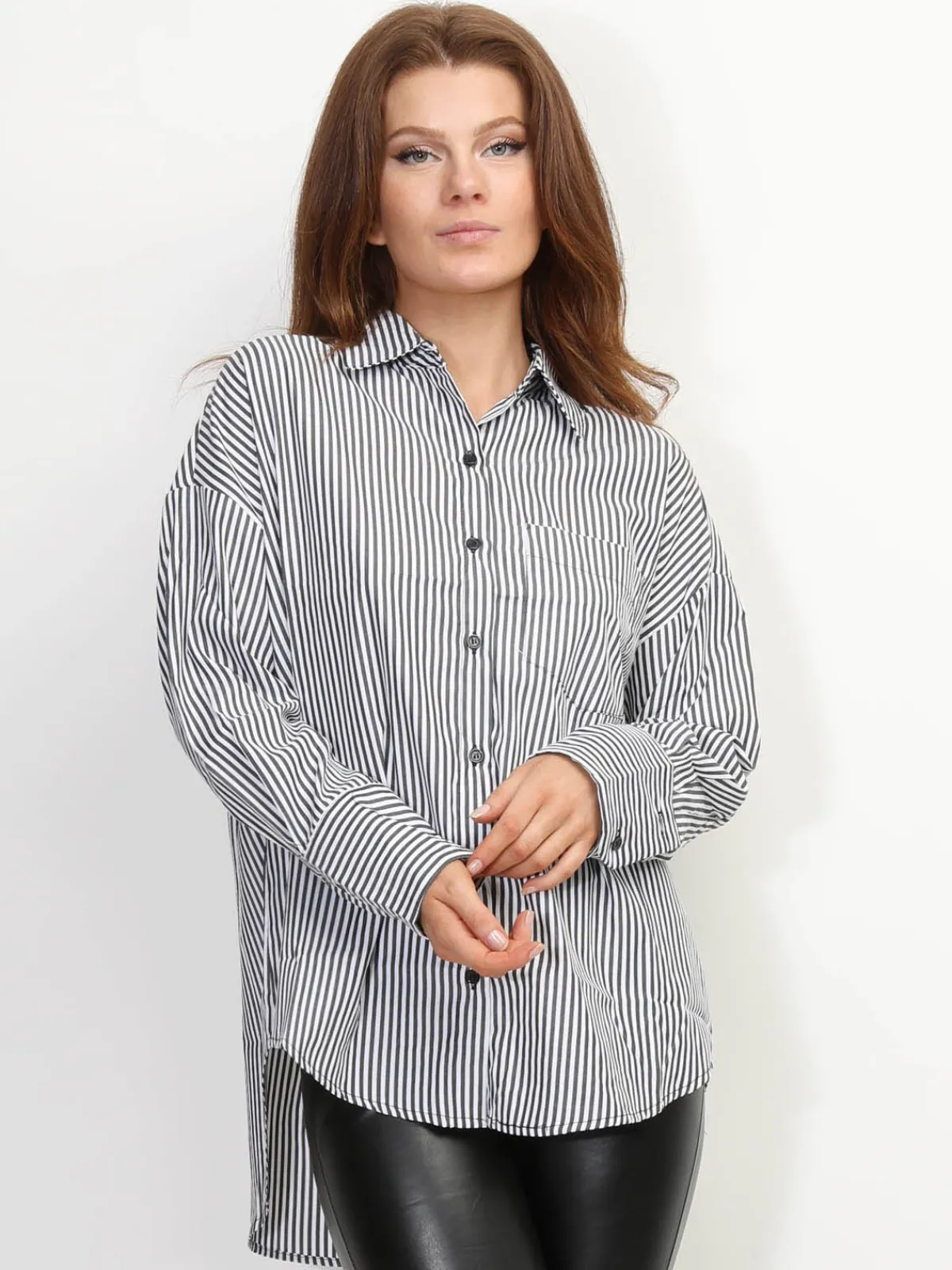 Sale La Modeuse Chemise oversize à rayures Noir