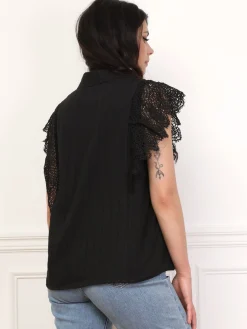 Hot La Modeuse Chemise texturée à détail crochet Noir