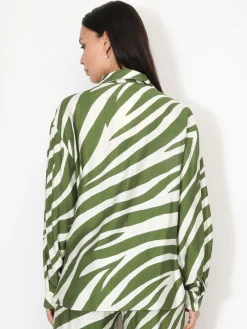 Online La Modeuse Chemise texturée à motifs Vert
