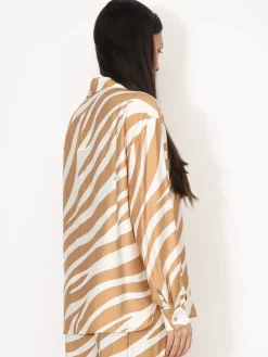 Hot La Modeuse Chemise texturée à motifs Taupe