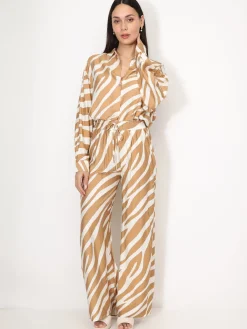 Hot La Modeuse Chemise texturée à motifs Taupe