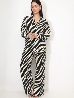 La Modeuse Chemise texturée à motifs Noir