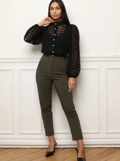 Online La Modeuse Chemisier à col montant et dentelle guipure Noir