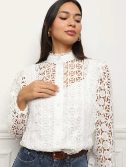 Sale La Modeuse Chemisier à col montant et dentelle guipure Blanc